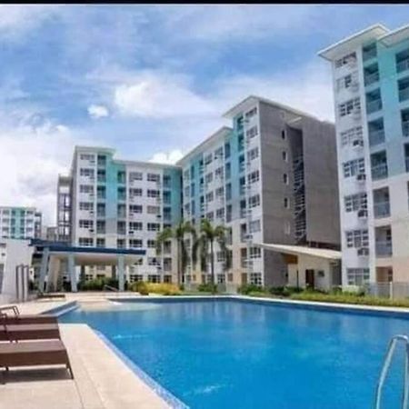 Davao City Condo Living Made Easy Lifestyle Esterno foto