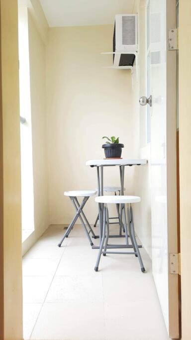 Davao City Condo Living Made Easy Lifestyle Esterno foto