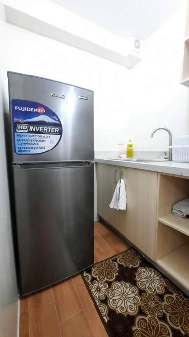 Davao City Condo Living Made Easy Lifestyle Esterno foto